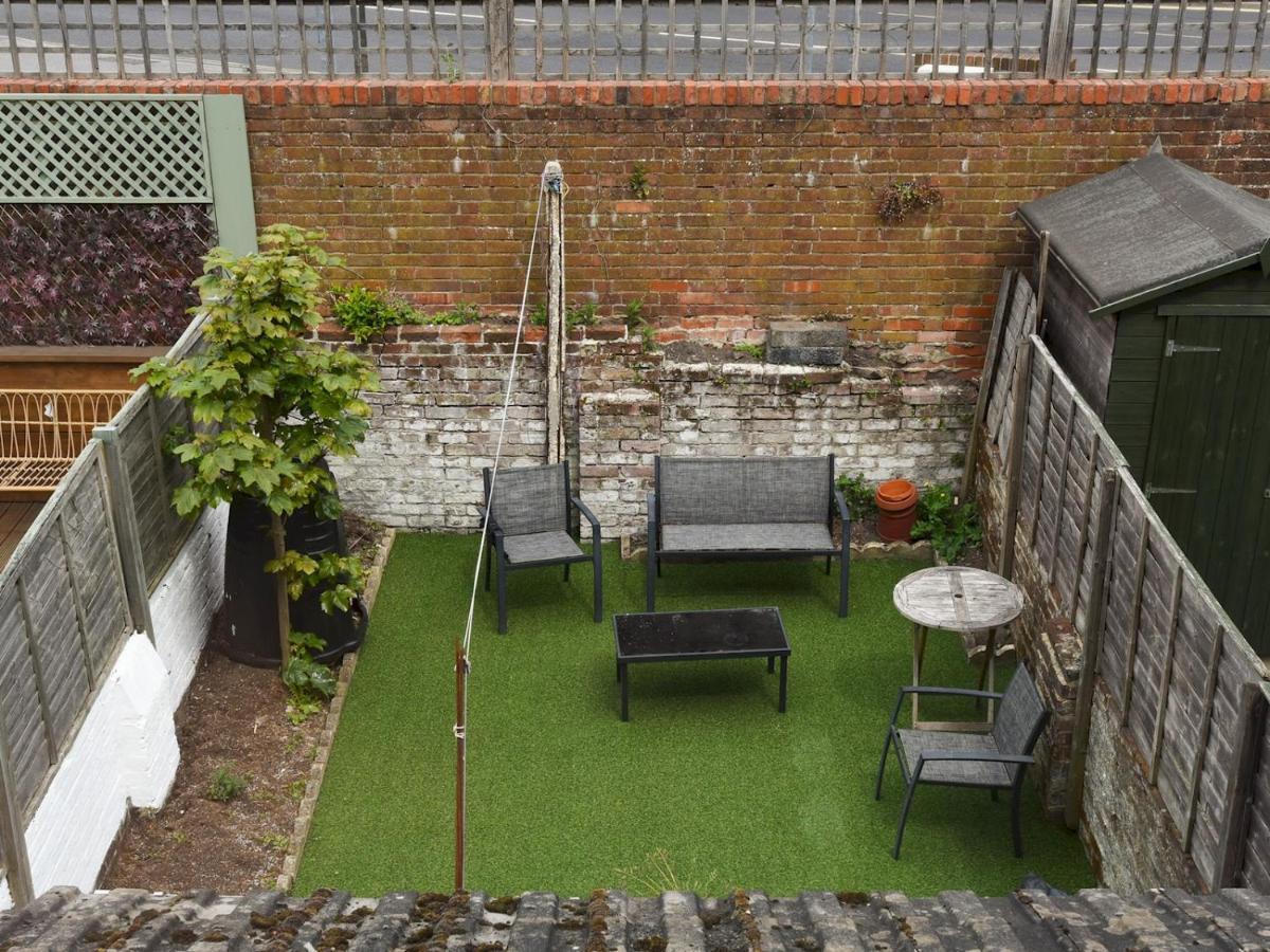 Pass The Keys Spacious Modern 3bed House With Free Street Parking Hébergement de vacances