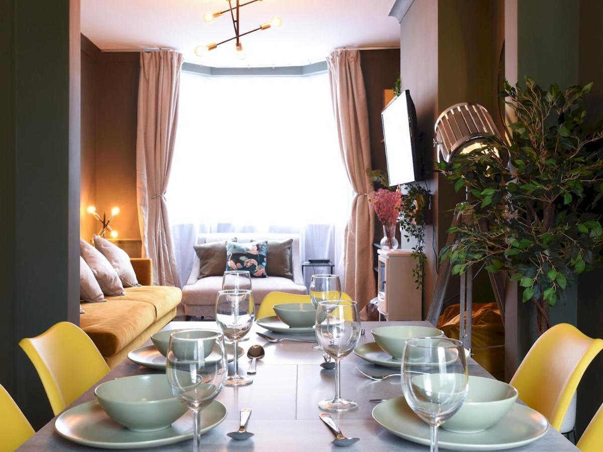 Pass The Keys Spacious Modern 3bed House With Free Street Parking Hébergement de vacances *